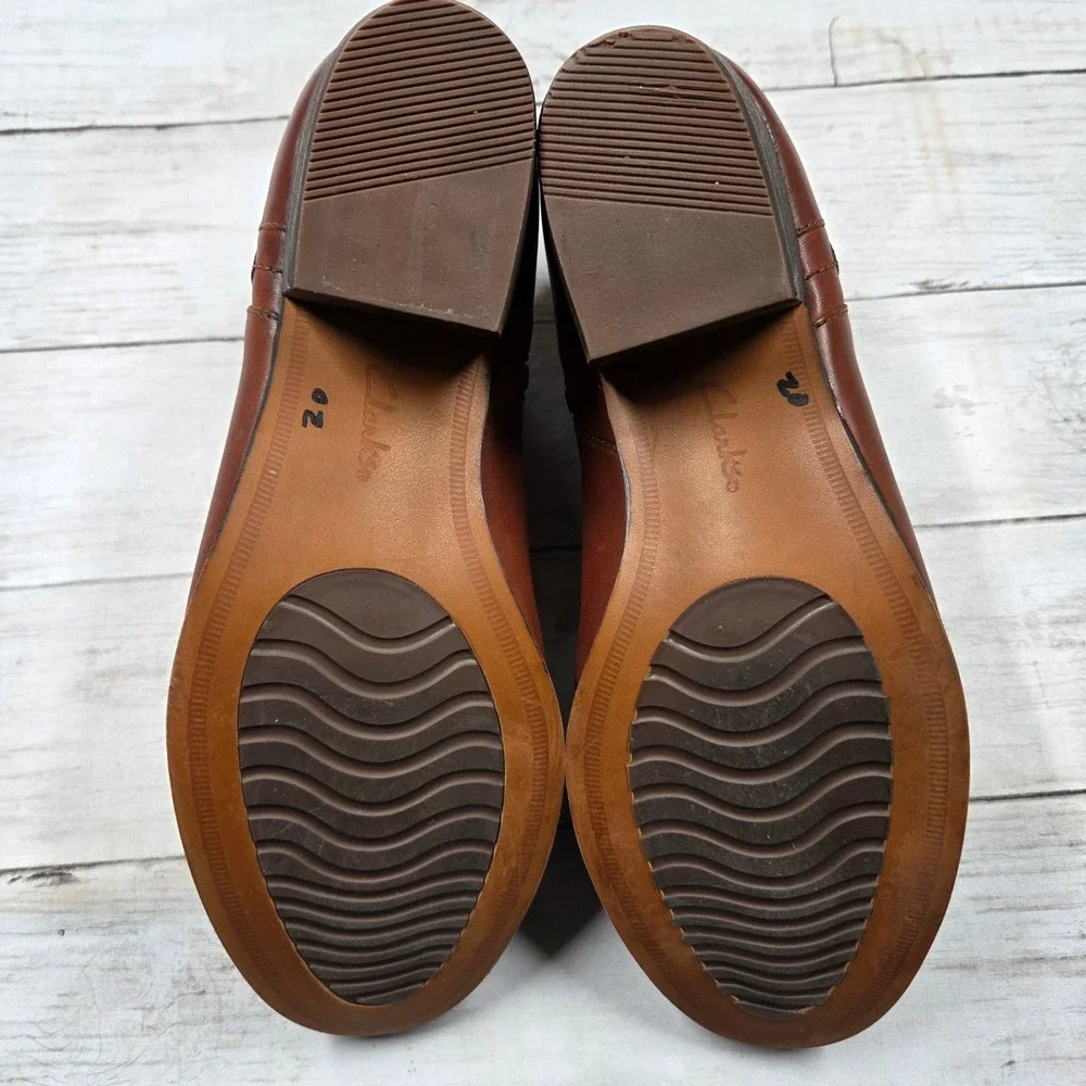 Clarks boots have